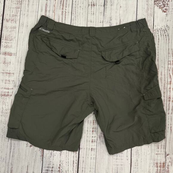 Columbia Omni-Shade Cargo Shorts Men’s 38 Gray Hiking Outdoor - Picture 2 of 8